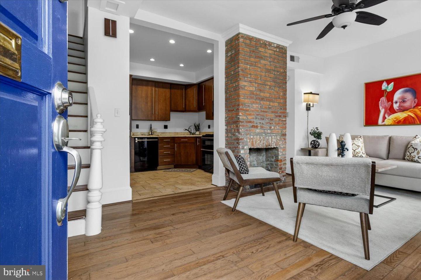 911 INDEPENDENCE AVE SE, WASHINGTON, District Of Columbia 20003, 3 Bedrooms Bedrooms, 5 Rooms Rooms,2 BathroomsBathrooms,Residential,For sale,911 INDEPENDENCE AVE SE,DCDC2248816 MLS # DCDC2248816