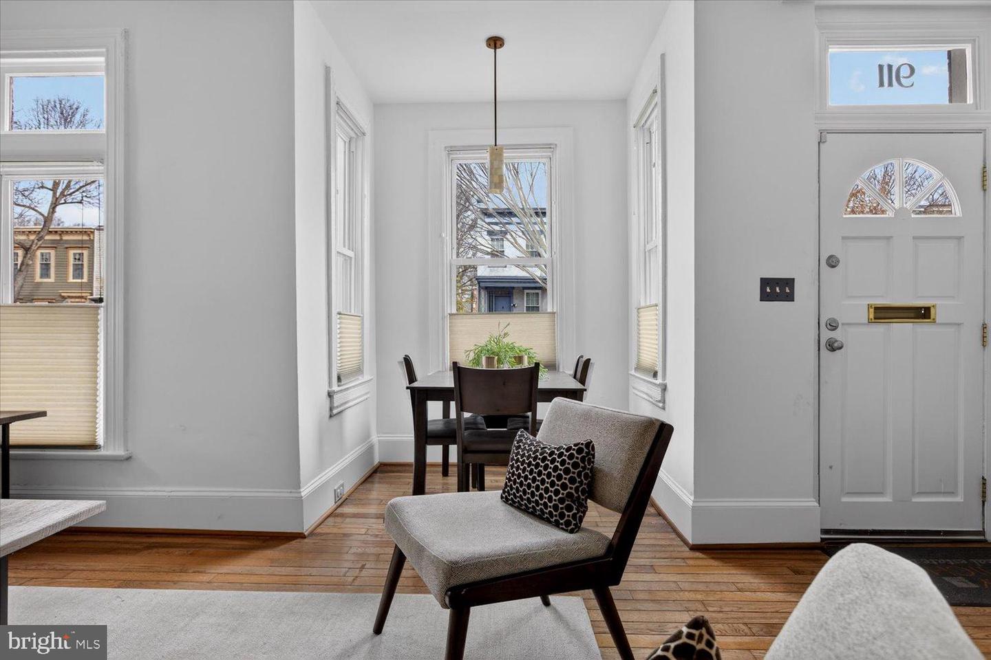 911 INDEPENDENCE AVE SE, WASHINGTON, District Of Columbia 20003, 3 Bedrooms Bedrooms, 5 Rooms Rooms,2 BathroomsBathrooms,Residential,For sale,911 INDEPENDENCE AVE SE,DCDC2248816 MLS # DCDC2248816