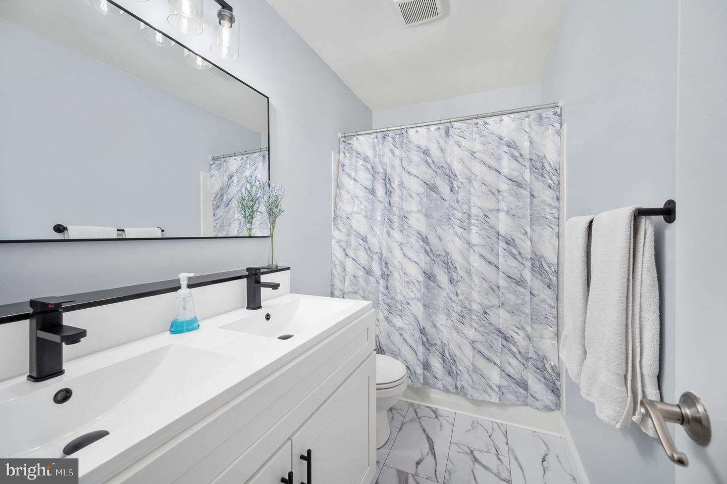 5180 HERITAGE DR, KING GEORGE, Virginia 22485, 4 Bedrooms Bedrooms, ,2 BathroomsBathrooms,Residential,For sale,5180 HERITAGE DR,VAKG2007708 MLS # VAKG2007708