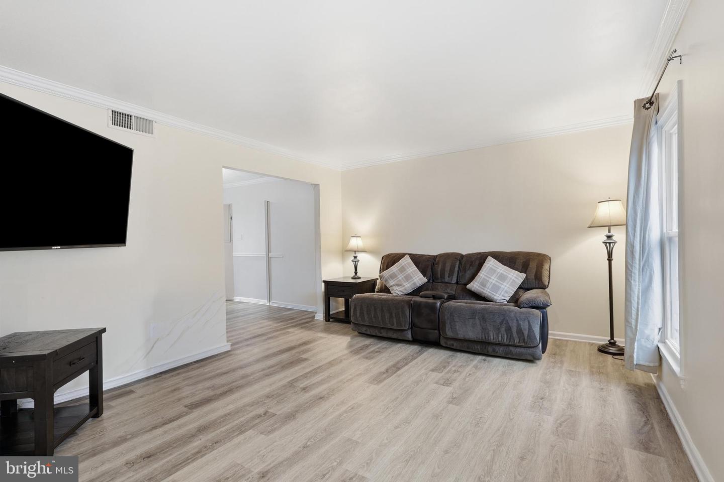 112 N KENNEDY RD, STERLING, Virginia 20164, 4 Bedrooms Bedrooms, 11 Rooms Rooms,2 BathroomsBathrooms,Residential,For sale,112 N KENNEDY RD,VALO2117358 MLS # VALO2117358