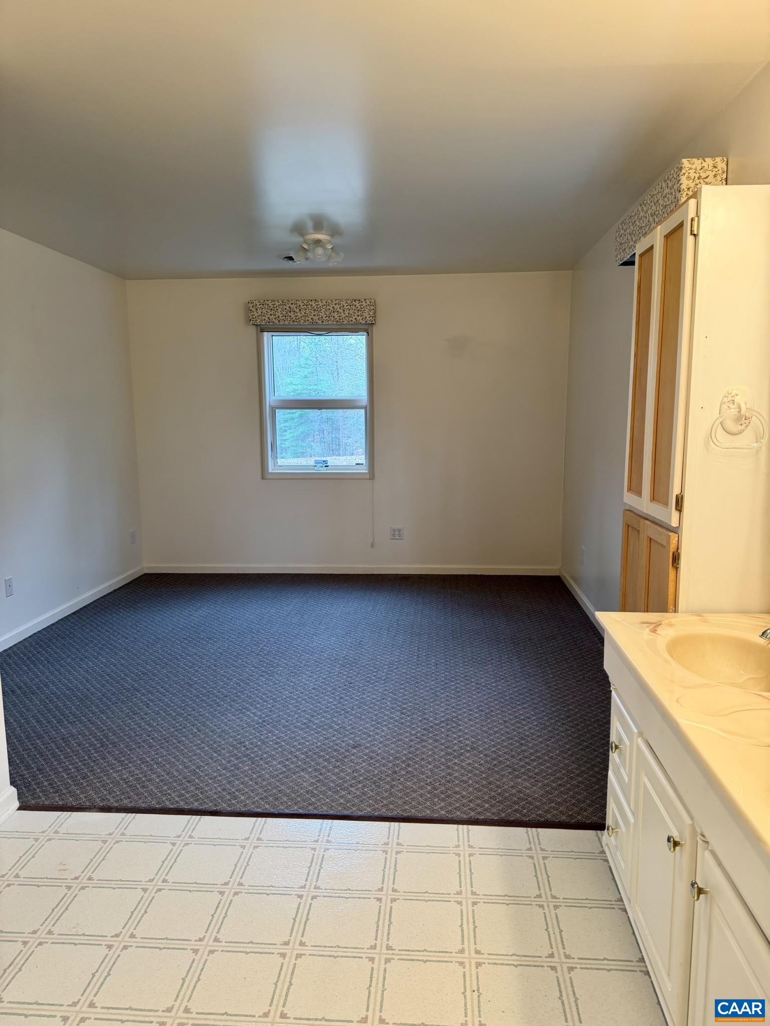 670 BABER LN, SCOTTSVILLE, Virginia 24590, 3 Bedrooms Bedrooms, ,4 BathroomsBathrooms,Residential,670 BABER LN,674011 MLS # 674011