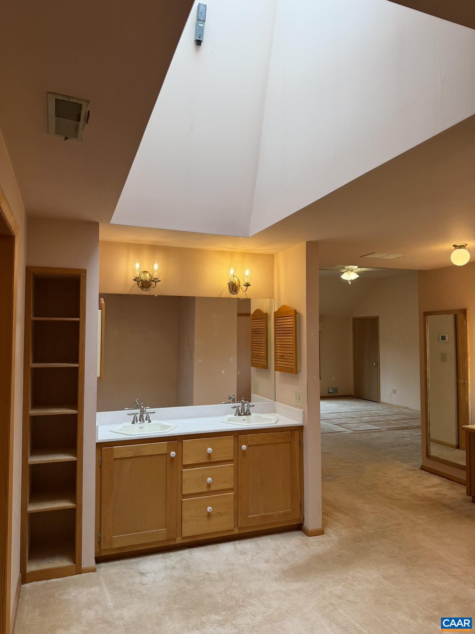 670 BABER LN, SCOTTSVILLE, Virginia 24590, 3 Bedrooms Bedrooms, ,4 BathroomsBathrooms,Residential,670 BABER LN,674011 MLS # 674011