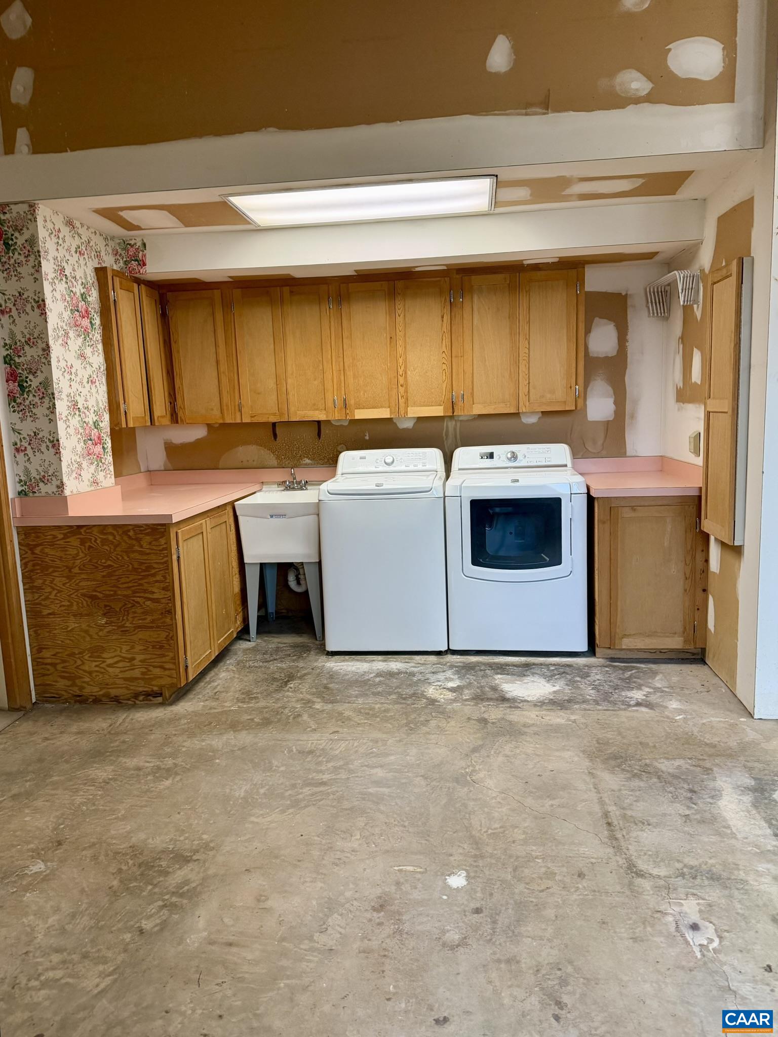 670 BABER LN, SCOTTSVILLE, Virginia 24590, 3 Bedrooms Bedrooms, ,4 BathroomsBathrooms,Residential,670 BABER LN,674011 MLS # 674011