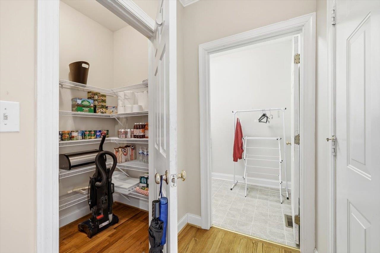 161 HEATHER LN, STAUNTON, Virginia 24401, 3 Bedrooms Bedrooms, ,2 BathroomsBathrooms,Residential,161 HEATHER LN,674017 MLS # 674017