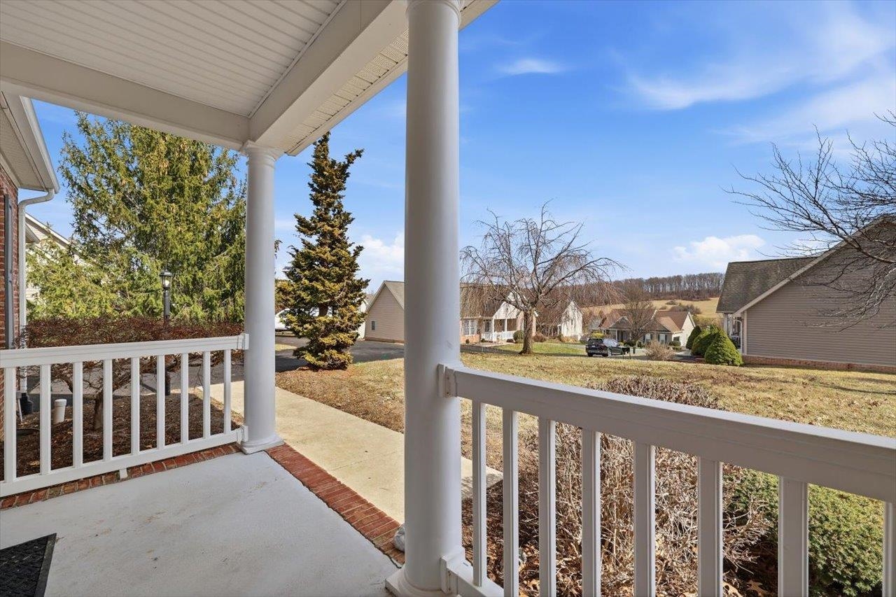 161 HEATHER LN, STAUNTON, Virginia 24401, 3 Bedrooms Bedrooms, ,2 BathroomsBathrooms,Residential,161 HEATHER LN,674017 MLS # 674017