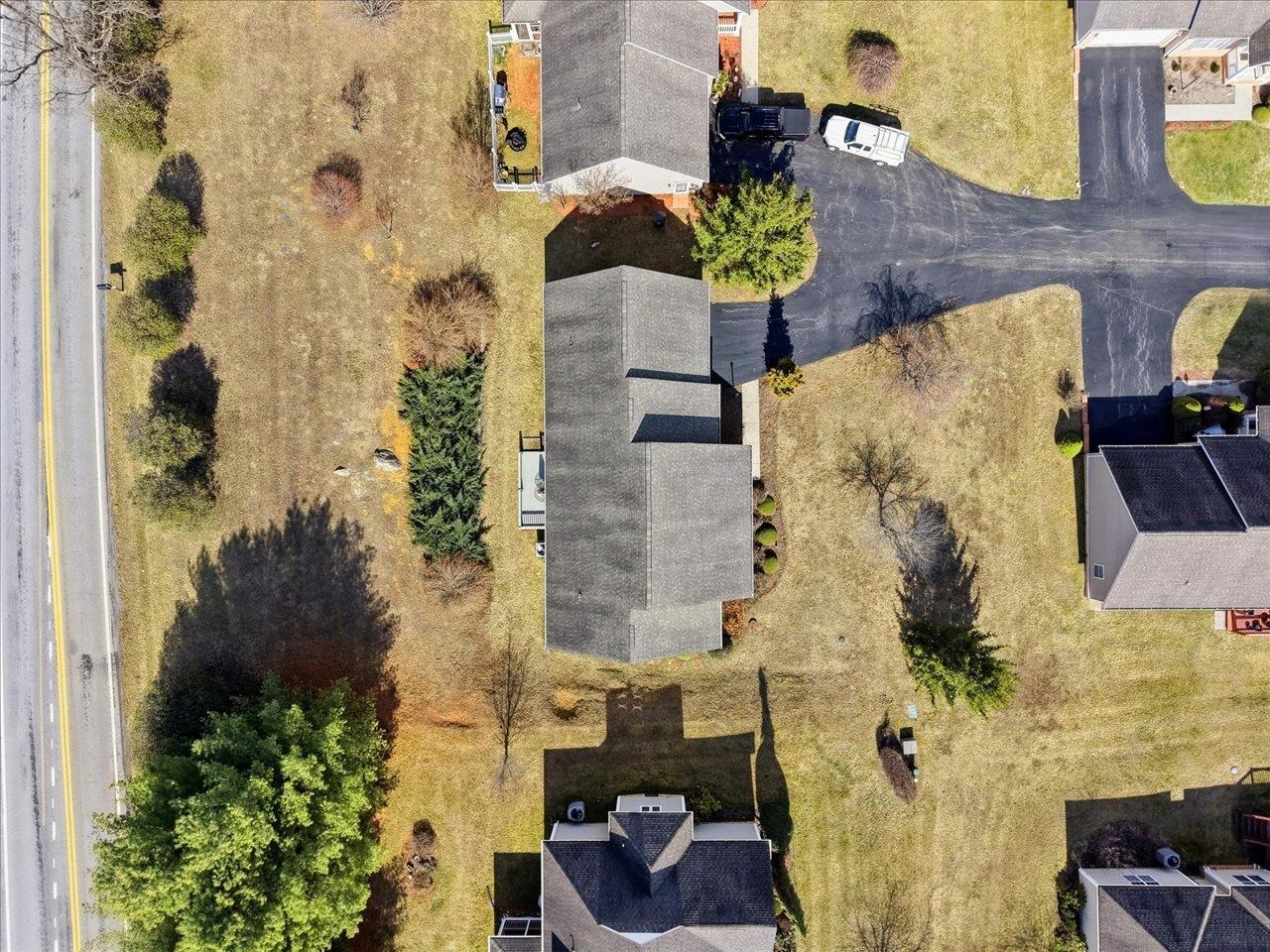 161 HEATHER LN, STAUNTON, Virginia 24401, 3 Bedrooms Bedrooms, ,2 BathroomsBathrooms,Residential,161 HEATHER LN,674017 MLS # 674017