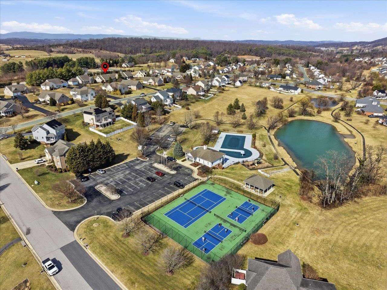 161 HEATHER LN, STAUNTON, Virginia 24401, 3 Bedrooms Bedrooms, ,2 BathroomsBathrooms,Residential,161 HEATHER LN,674017 MLS # 674017