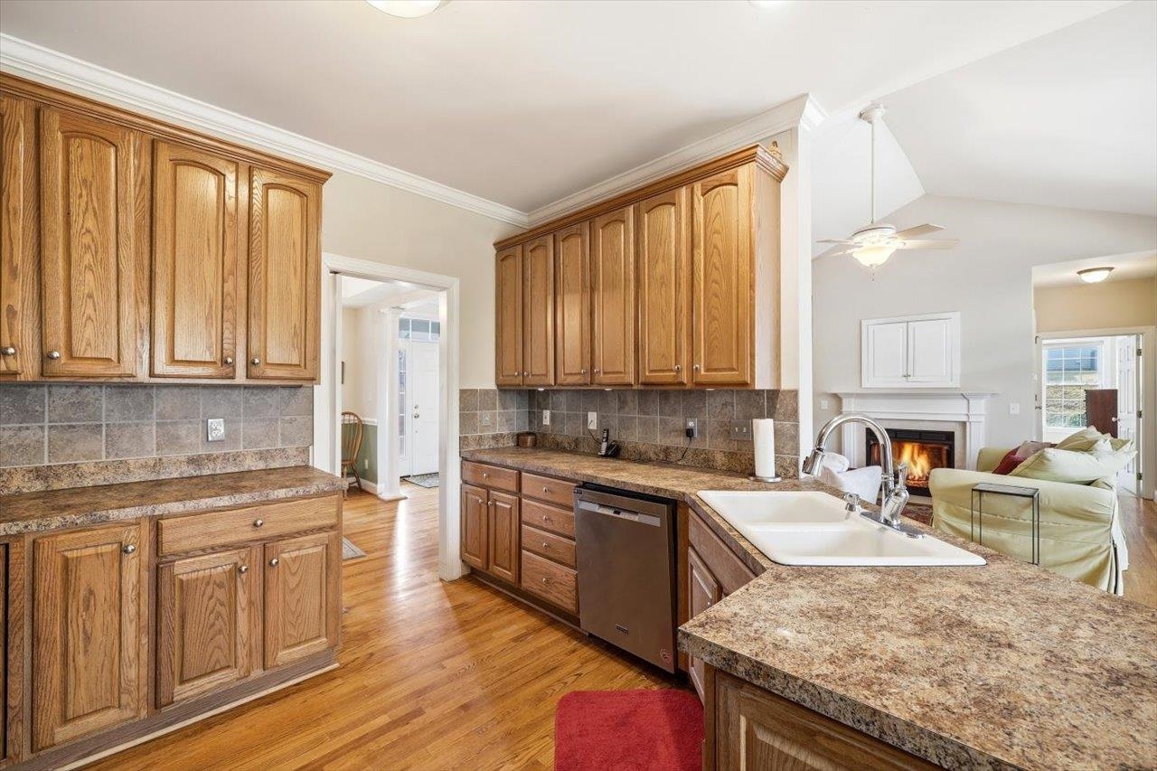 161 HEATHER LN, STAUNTON, Virginia 24401, 3 Bedrooms Bedrooms, ,2 BathroomsBathrooms,Residential,161 HEATHER LN,674017 MLS # 674017