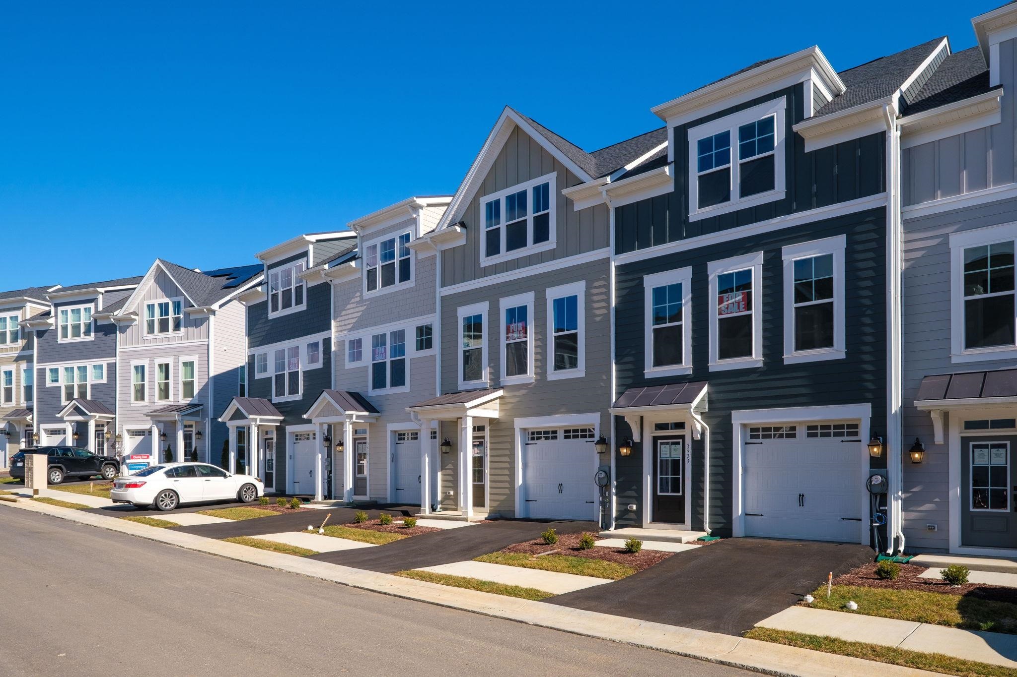 3584 MONTEREY DR, ROCKINGHAM, Virginia 22801, 3 Bedrooms Bedrooms, ,3 BathroomsBathrooms,Residential,Preston Lake - Savannah Towns,3584 MONTEREY DR,674020 MLS # 674020