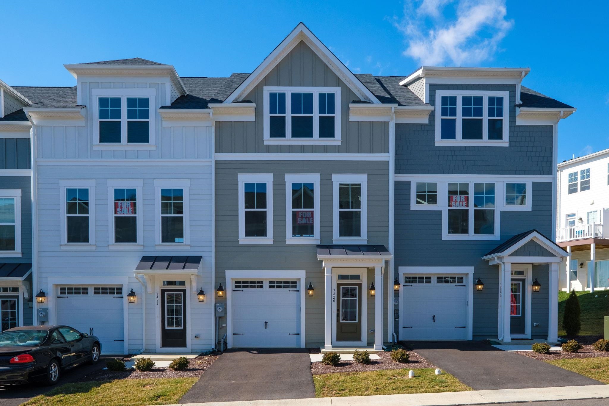 3584 MONTEREY DR, ROCKINGHAM, Virginia 22801, 3 Bedrooms Bedrooms, ,3 BathroomsBathrooms,Residential,Preston Lake - Savannah Towns,3584 MONTEREY DR,674020 MLS # 674020