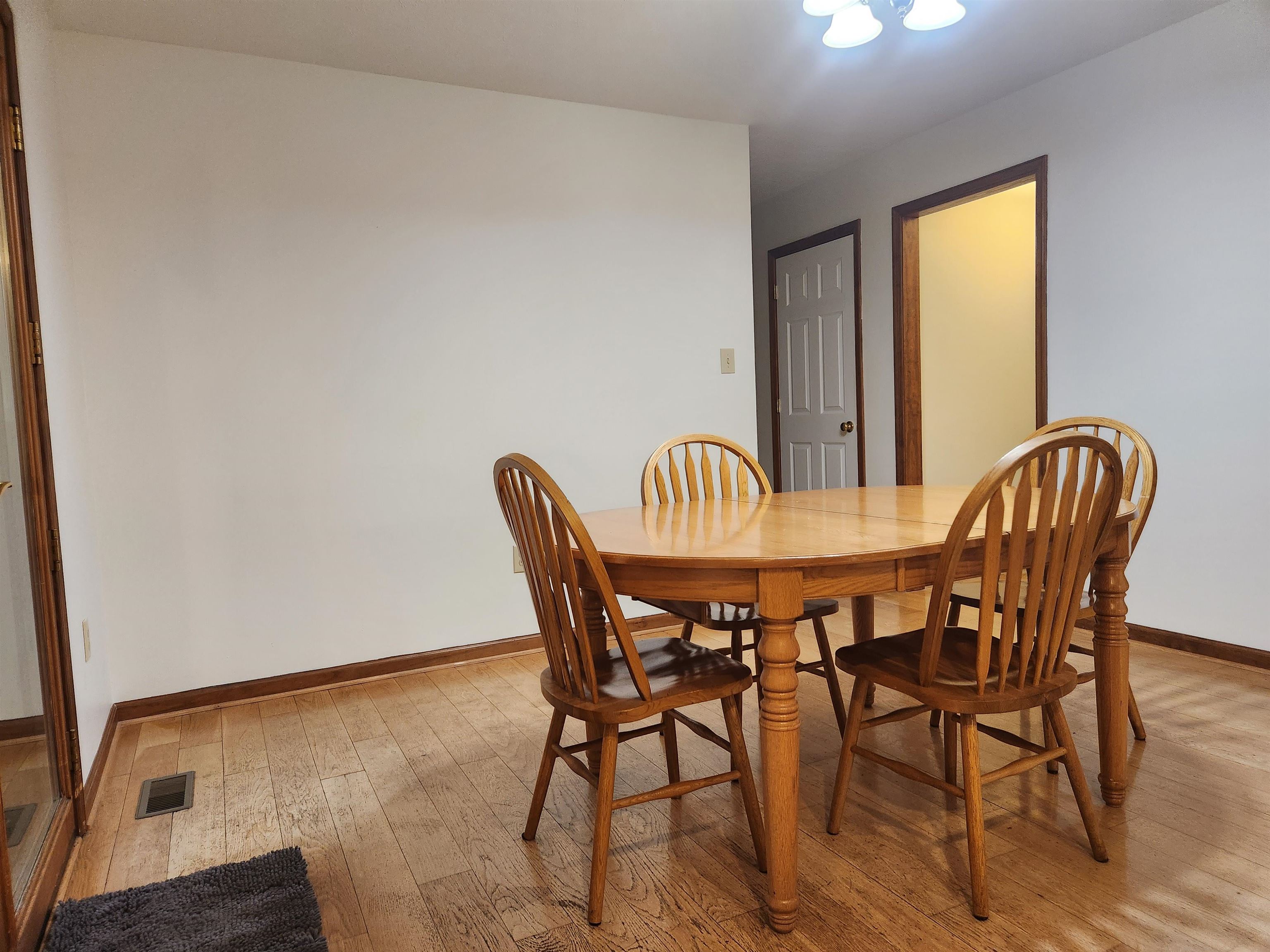 344 GRAVELS RD, ROCKINGHAM, Virginia 22802, 3 Bedrooms Bedrooms, ,3 BathroomsBathrooms,Residential,Gravel Rd Single Fam,344 GRAVELS RD,674022 MLS # 674022