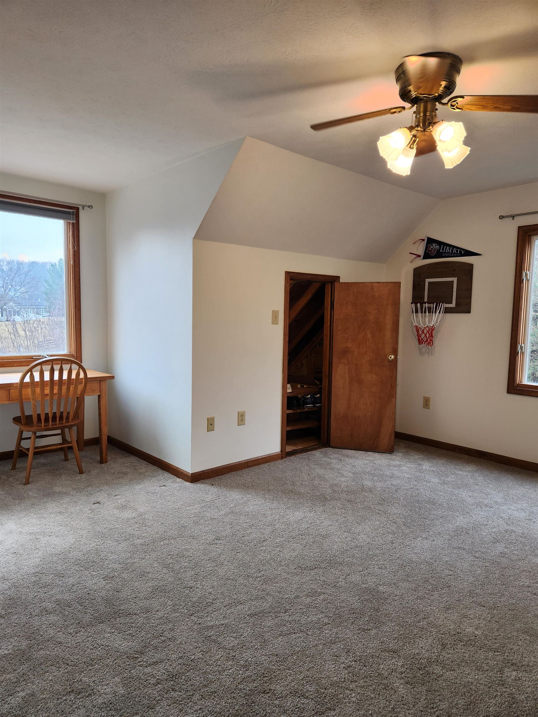 344 GRAVELS RD, ROCKINGHAM, Virginia 22802, 3 Bedrooms Bedrooms, ,3 BathroomsBathrooms,Residential,Gravel Rd Single Fam,344 GRAVELS RD,674022 MLS # 674022