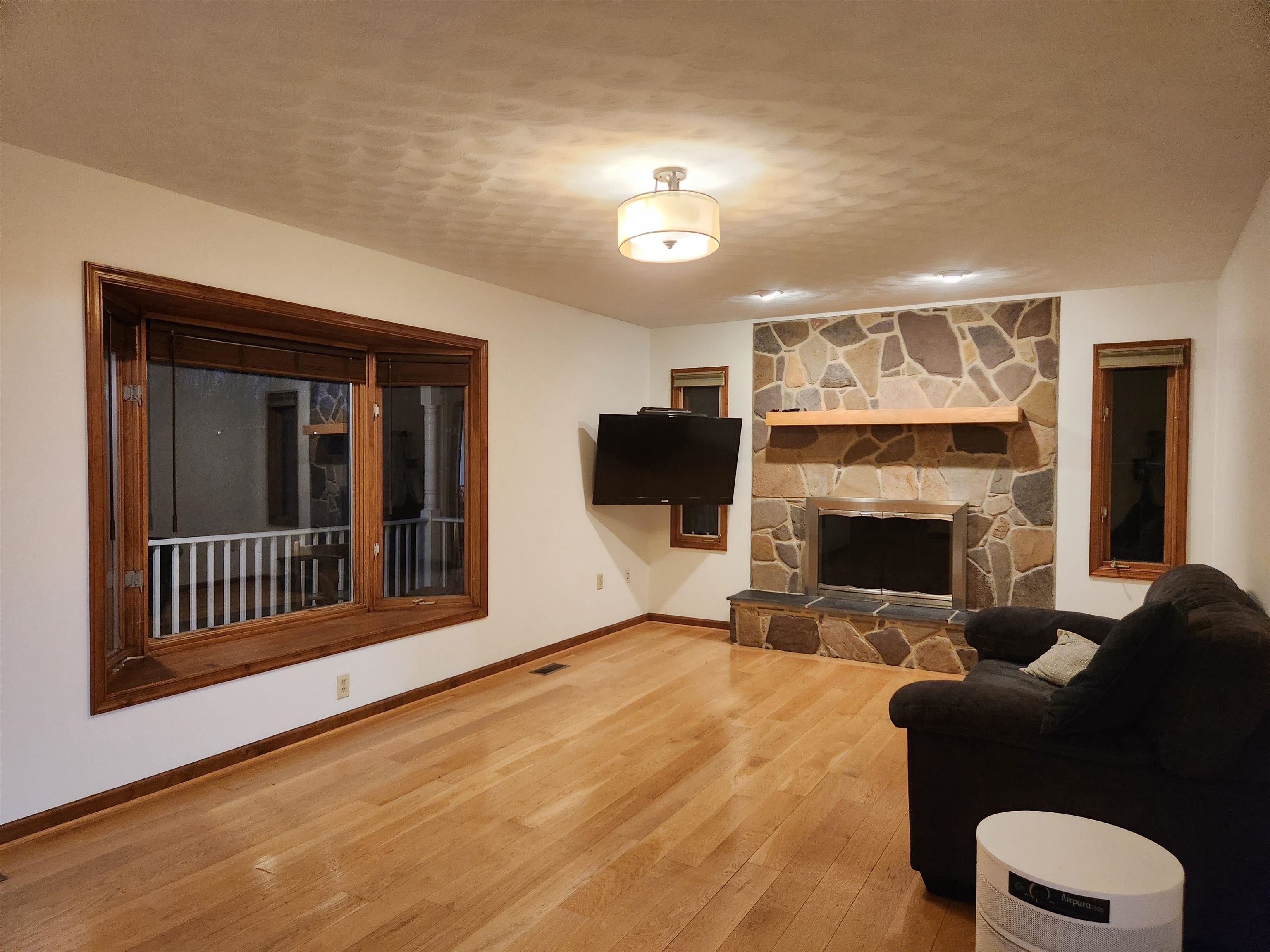 344 GRAVELS RD, ROCKINGHAM, Virginia 22802, 3 Bedrooms Bedrooms, ,3 BathroomsBathrooms,Residential,Gravel Rd Single Fam,344 GRAVELS RD,674022 MLS # 674022