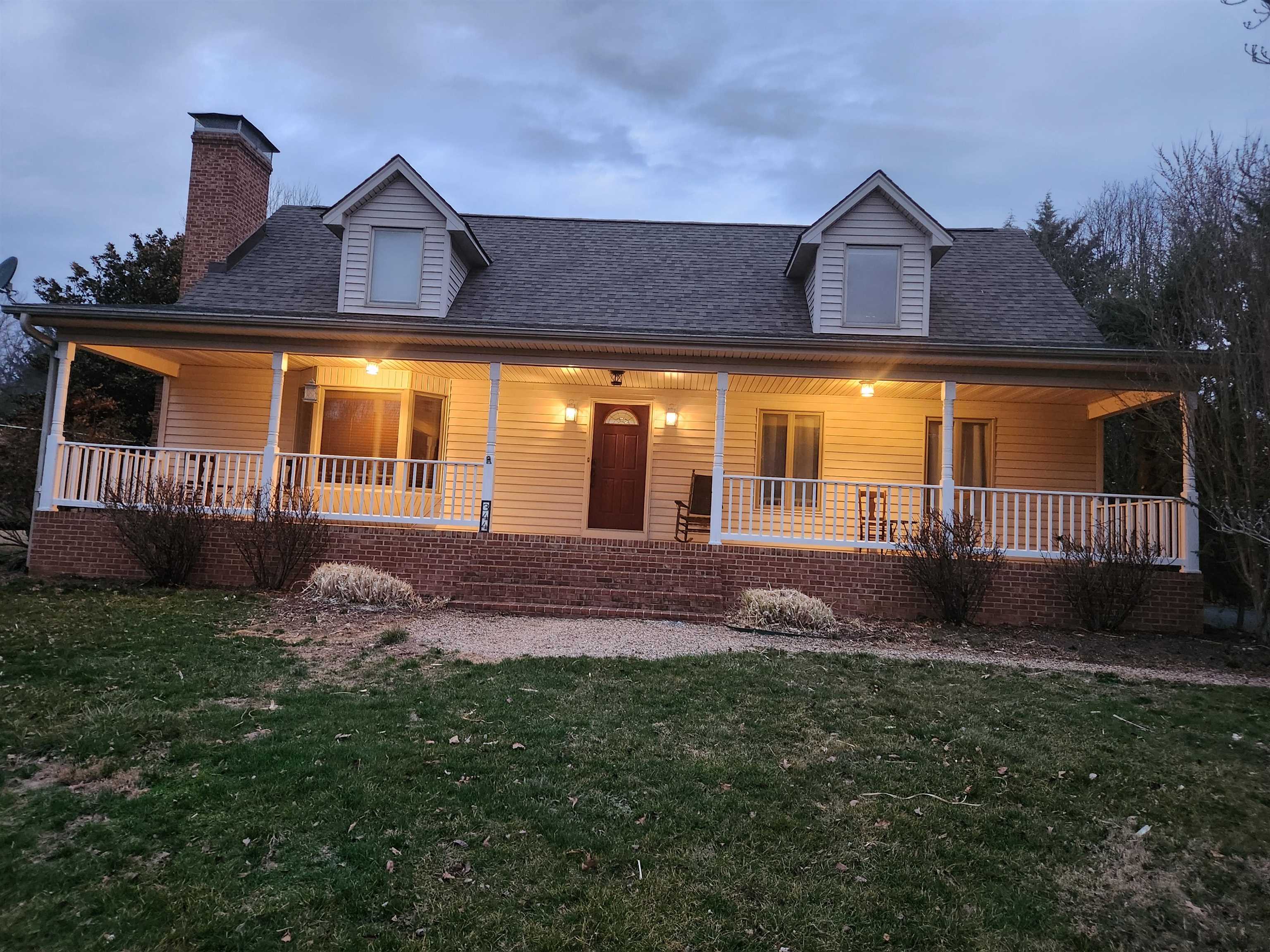 344 GRAVELS RD, ROCKINGHAM, Virginia 22802, 3 Bedrooms Bedrooms, ,3 BathroomsBathrooms,Residential,Gravel Rd Single Fam,344 GRAVELS RD,674022 MLS # 674022