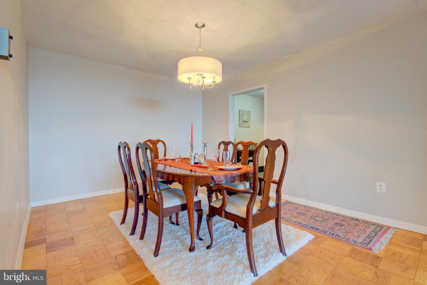 3001 VEAZEY TER NW #1320, WASHINGTON, District Of Columbia 20008, 2 Bedrooms Bedrooms, 6 Rooms Rooms,2 BathroomsBathrooms,Residential,For sale,3001 VEAZEY TER NW #1320,DCDC2248986 MLS # DCDC2248986