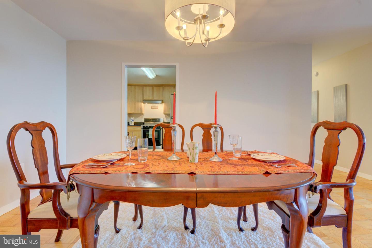 3001 VEAZEY TER NW #1320, WASHINGTON, District Of Columbia 20008, 2 Bedrooms Bedrooms, 6 Rooms Rooms,2 BathroomsBathrooms,Residential,For sale,3001 VEAZEY TER NW #1320,DCDC2248986 MLS # DCDC2248986