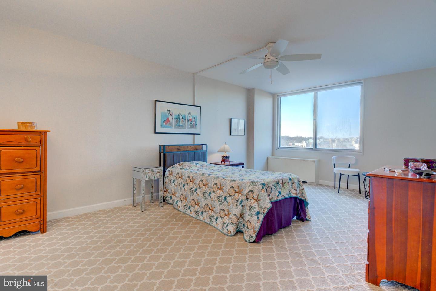 3001 VEAZEY TER NW #1320, WASHINGTON, District Of Columbia 20008, 2 Bedrooms Bedrooms, 6 Rooms Rooms,2 BathroomsBathrooms,Residential,For sale,3001 VEAZEY TER NW #1320,DCDC2248986 MLS # DCDC2248986