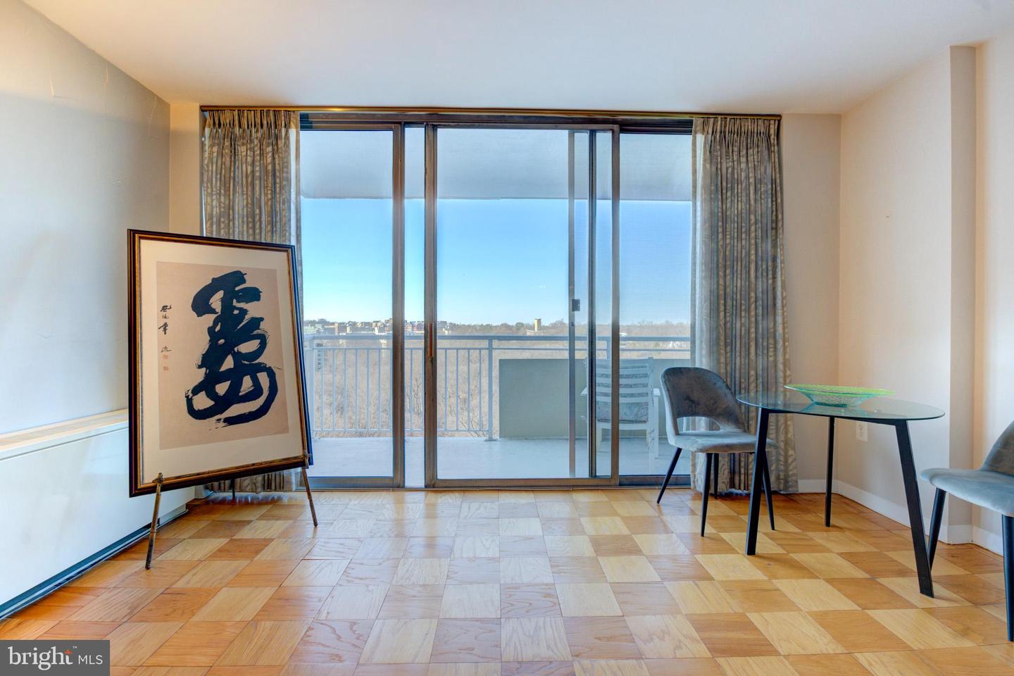 3001 VEAZEY TER NW #1320, WASHINGTON, District Of Columbia 20008, 2 Bedrooms Bedrooms, 6 Rooms Rooms,2 BathroomsBathrooms,Residential,For sale,3001 VEAZEY TER NW #1320,DCDC2248986 MLS # DCDC2248986