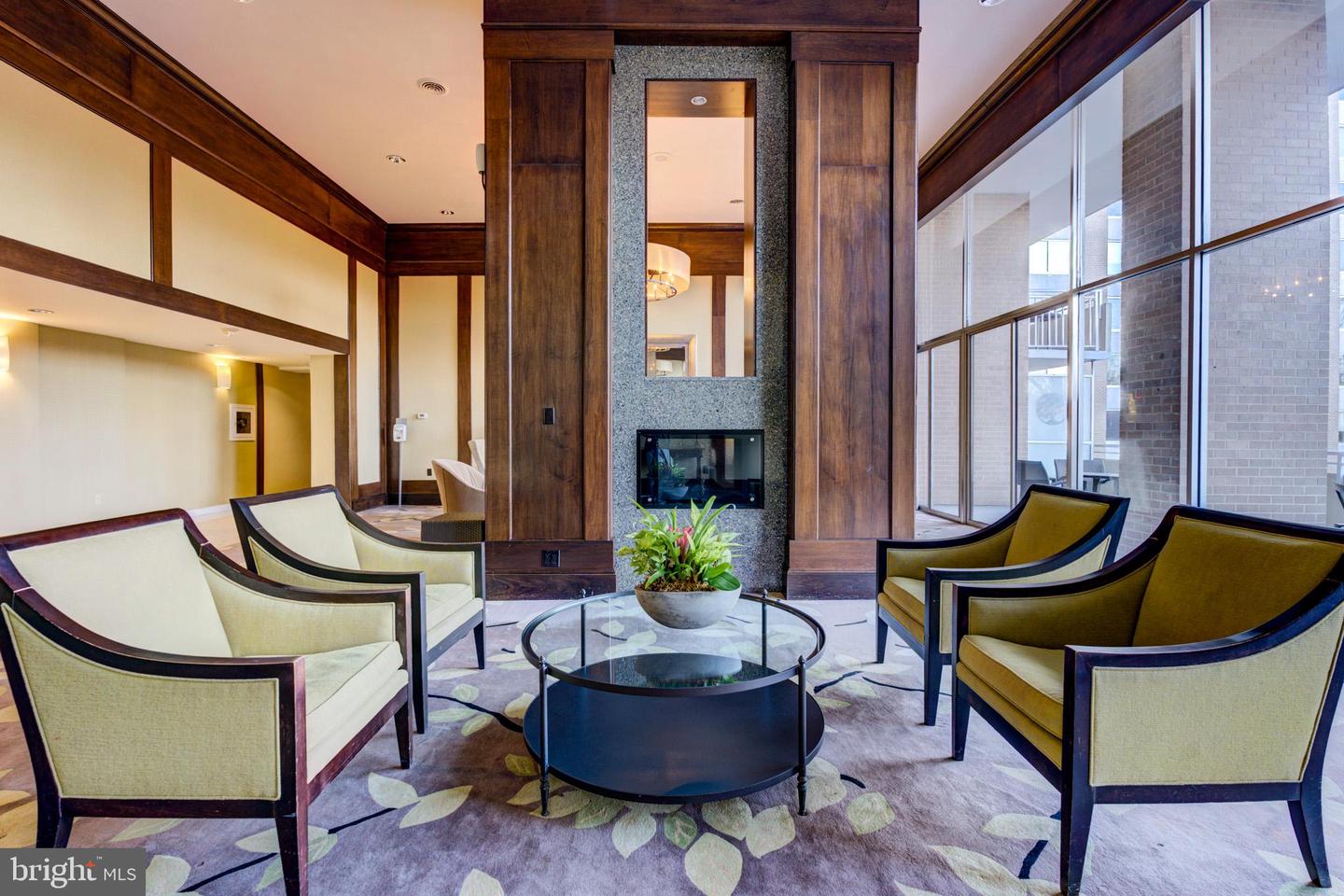 3001 VEAZEY TER NW #1320, WASHINGTON, District Of Columbia 20008, 2 Bedrooms Bedrooms, 6 Rooms Rooms,2 BathroomsBathrooms,Residential,For sale,3001 VEAZEY TER NW #1320,DCDC2248986 MLS # DCDC2248986