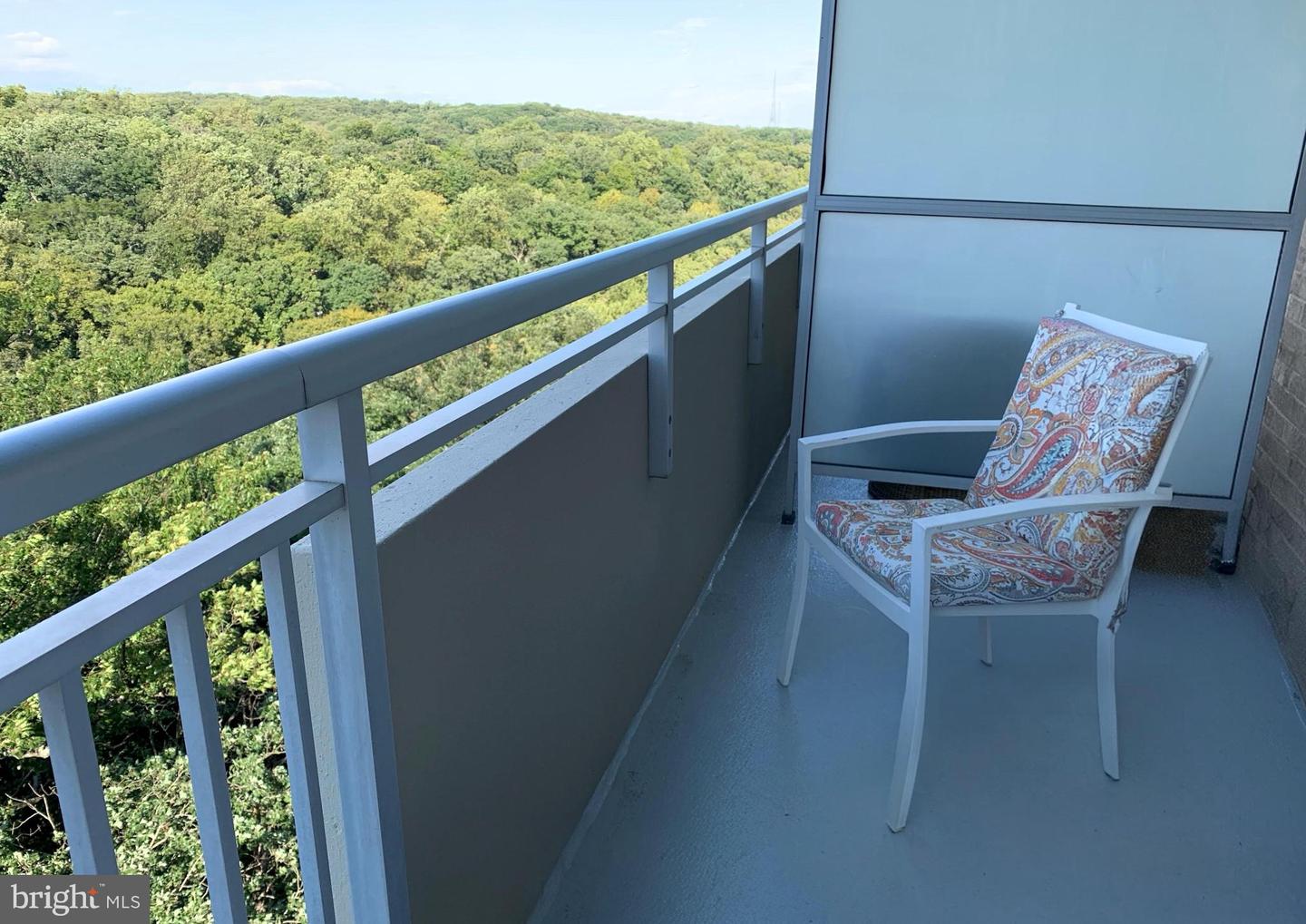 3001 VEAZEY TER NW #1320, WASHINGTON, District Of Columbia 20008, 2 Bedrooms Bedrooms, 6 Rooms Rooms,2 BathroomsBathrooms,Residential,For sale,3001 VEAZEY TER NW #1320,DCDC2248986 MLS # DCDC2248986