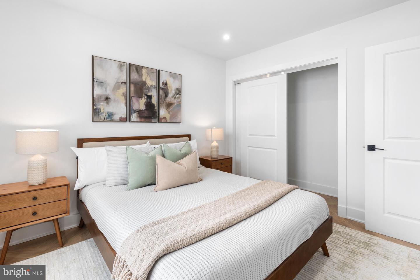 1124 FLORIDA AVE NE #201, WASHINGTON, District Of Columbia 20002, 2 Bedrooms Bedrooms, ,2 BathroomsBathrooms,Residential,For sale,1124 FLORIDA AVE NE #201,DCDC2249008 MLS # DCDC2249008