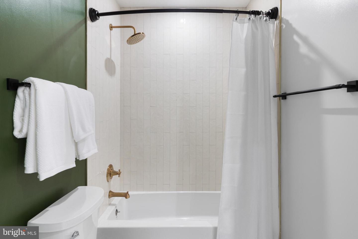 1124 FLORIDA AVE NE #107, WASHINGTON, District Of Columbia 20002, 1 Bedroom Bedrooms, ,1 BathroomBathrooms,Residential,For sale,1124 FLORIDA AVE NE #107,DCDC2249012 MLS # DCDC2249012