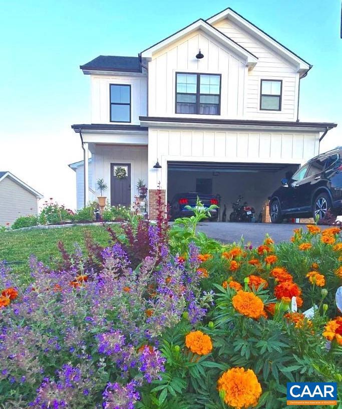 114 CHAMBERLAIN DR, STAUNTON, Virginia 24401, 3 Bedrooms Bedrooms, ,2 BathroomsBathrooms,Residential,For sale,114 CHAMBERLAIN DR,673974 MLS # 673974