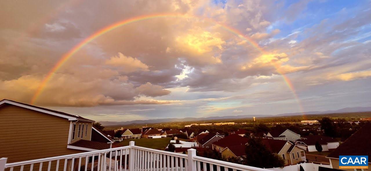 114 CHAMBERLAIN DR, STAUNTON, Virginia 24401, 3 Bedrooms Bedrooms, ,2 BathroomsBathrooms,Residential,For sale,114 CHAMBERLAIN DR,673974 MLS # 673974