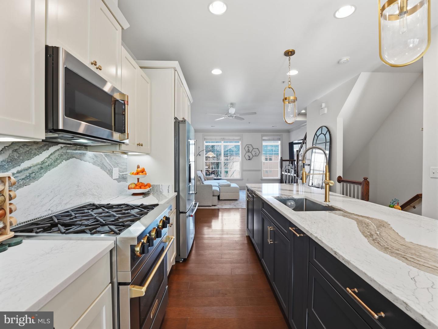 308 GEORGE MASON DR N, ARLINGTON, Virginia 22203, 3 Bedrooms Bedrooms, ,3 BathroomsBathrooms,Residential,For sale,308 GEORGE MASON DR N,VAAR2069666 MLS # VAAR2069666