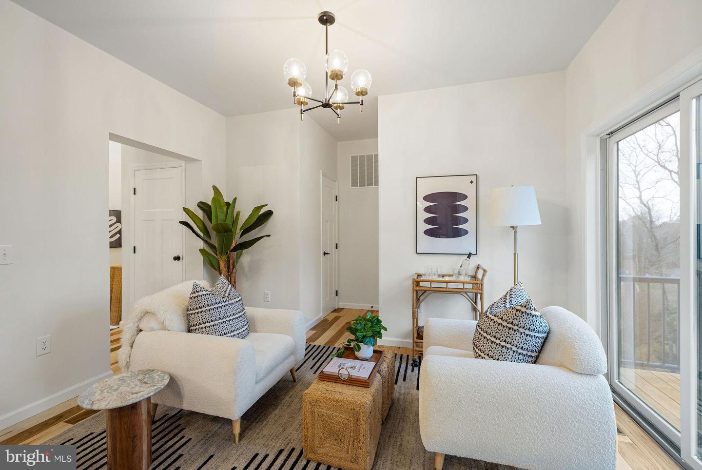 104 E HAVEN CT, CHARLOTTESVILLE, Virginia 22911, 4 Bedrooms Bedrooms, 14 Rooms Rooms,3 BathroomsBathrooms,Residential,For sale,104 E HAVEN CT,VAAB2001164 MLS # VAAB2001164