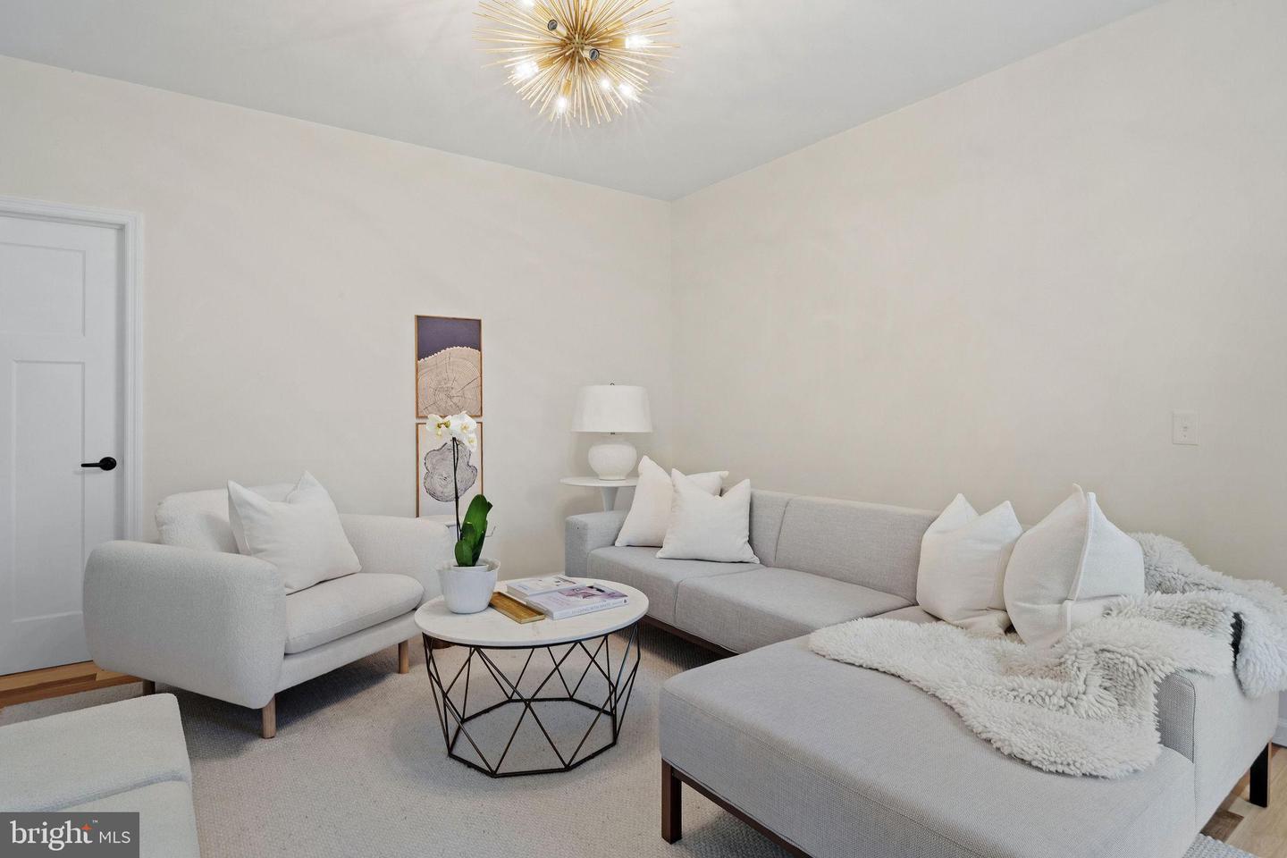 104 E HAVEN CT, CHARLOTTESVILLE, Virginia 22911, 4 Bedrooms Bedrooms, 14 Rooms Rooms,3 BathroomsBathrooms,Residential,For sale,104 E HAVEN CT,VAAB2001164 MLS # VAAB2001164