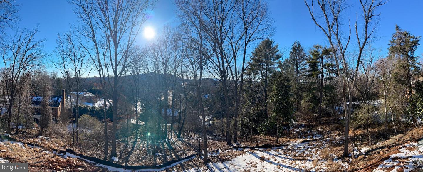 104 E HAVEN CT, CHARLOTTESVILLE, Virginia 22911, 4 Bedrooms Bedrooms, 14 Rooms Rooms,3 BathroomsBathrooms,Residential,For sale,104 E HAVEN CT,VAAB2001164 MLS # VAAB2001164