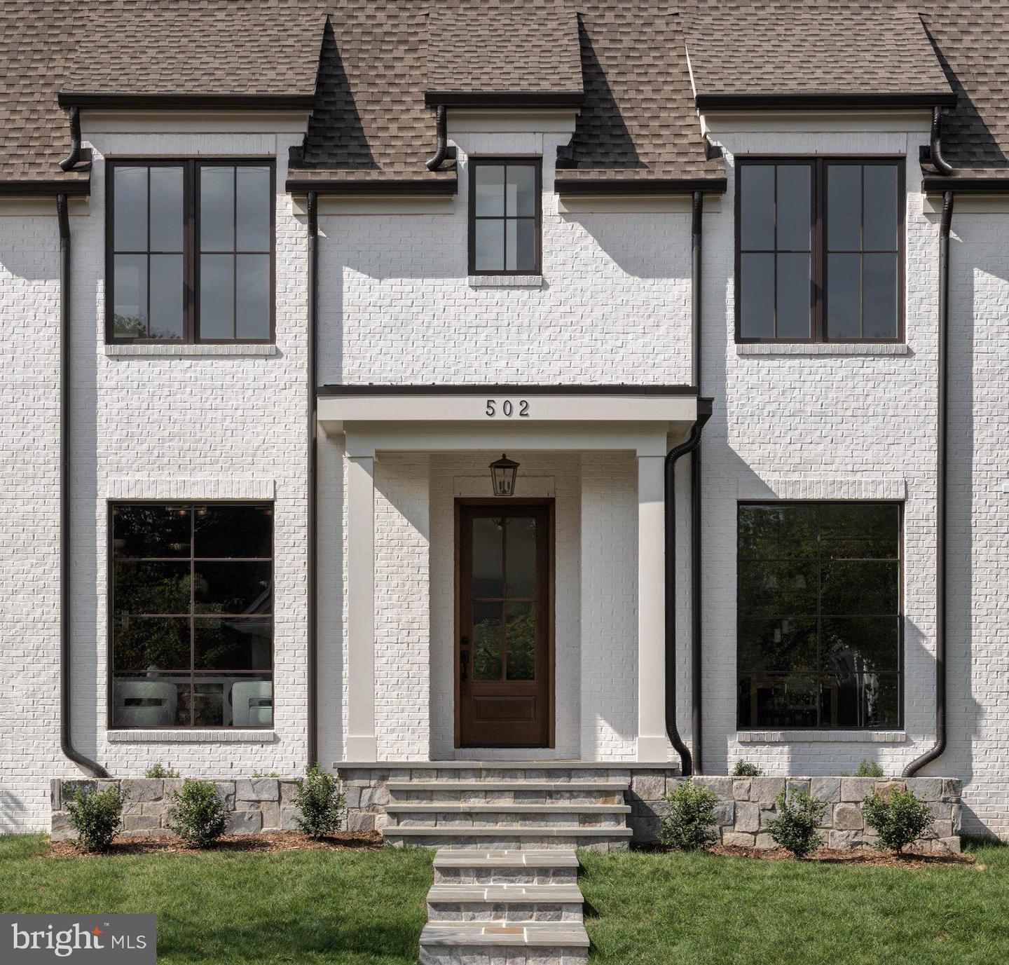 502 N JACKSON ST, ARLINGTON, Virginia 22201, 7 Bedrooms Bedrooms, 20 Rooms Rooms,7 BathroomsBathrooms,Residential,For sale,502 N JACKSON ST,VAAR2069670 MLS # VAAR2069670