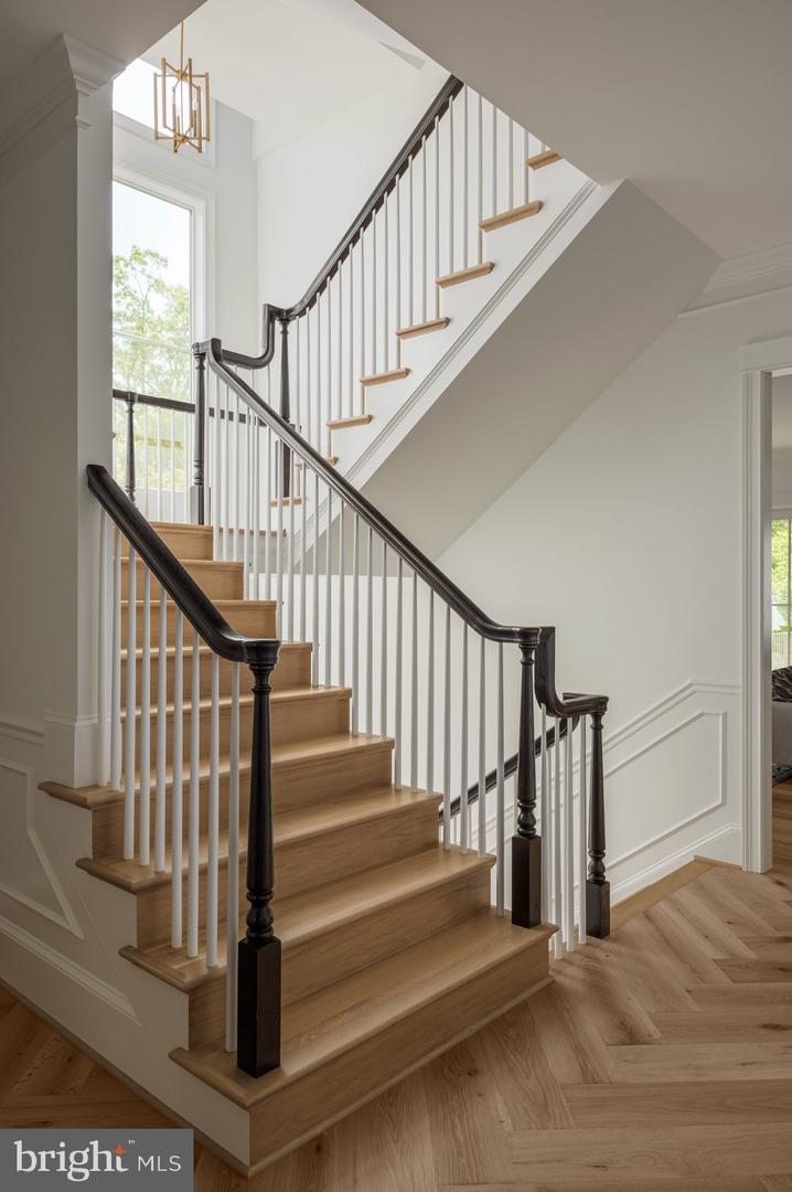 502 N JACKSON ST, ARLINGTON, Virginia 22201, 7 Bedrooms Bedrooms, 20 Rooms Rooms,7 BathroomsBathrooms,Residential,For sale,502 N JACKSON ST,VAAR2069670 MLS # VAAR2069670