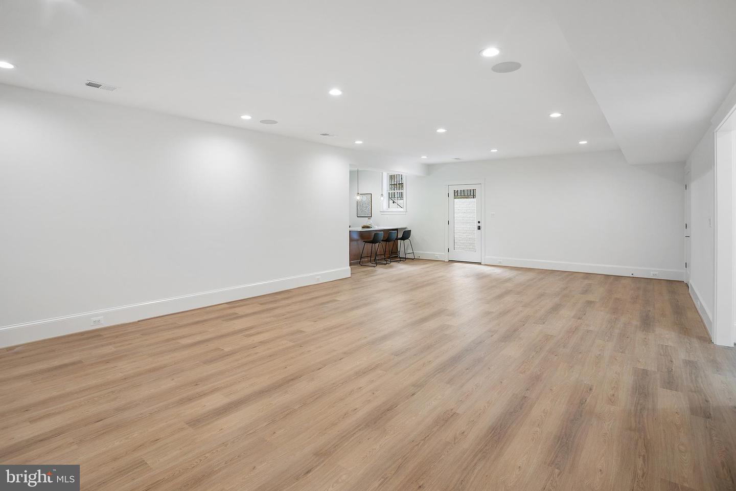 502 N JACKSON ST, ARLINGTON, Virginia 22201, 7 Bedrooms Bedrooms, 20 Rooms Rooms,7 BathroomsBathrooms,Residential,For sale,502 N JACKSON ST,VAAR2069670 MLS # VAAR2069670