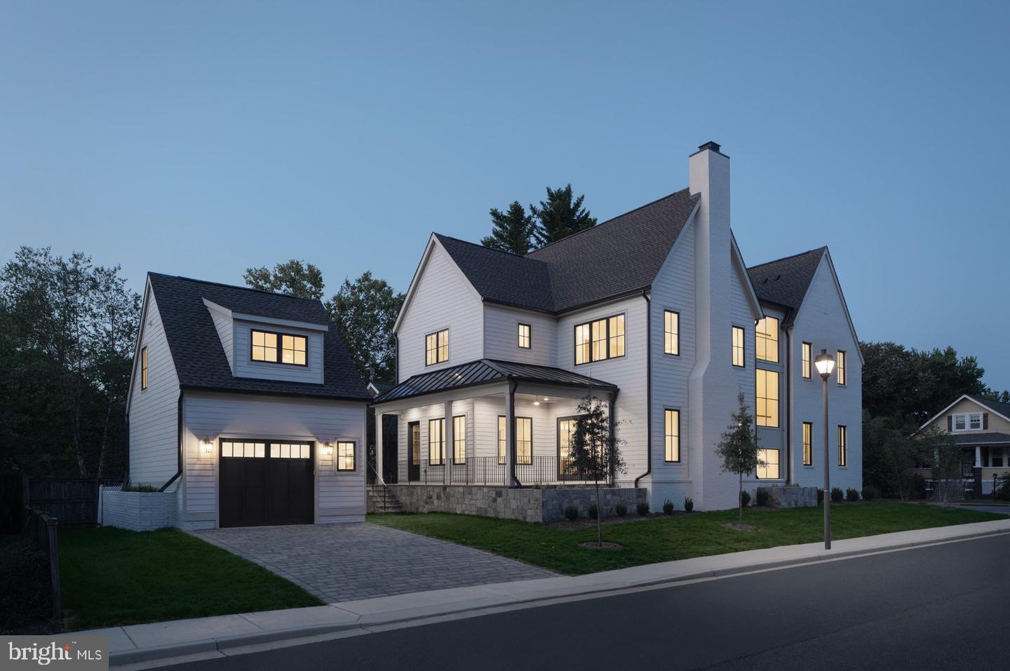 502 N JACKSON ST, ARLINGTON, Virginia 22201, 7 Bedrooms Bedrooms, 20 Rooms Rooms,7 BathroomsBathrooms,Residential,For sale,502 N JACKSON ST,VAAR2069670 MLS # VAAR2069670