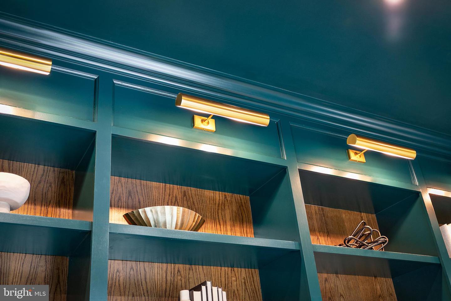 502 N JACKSON ST, ARLINGTON, Virginia 22201, 7 Bedrooms Bedrooms, 20 Rooms Rooms,7 BathroomsBathrooms,Residential,For sale,502 N JACKSON ST,VAAR2069670 MLS # VAAR2069670