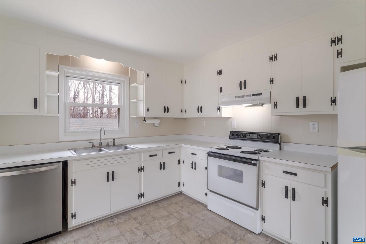 101 NOTTINGHAM RD, LOUISA, Virginia 23093, 3 Bedrooms Bedrooms, ,2 BathroomsBathrooms,Residential,For sale,101 NOTTINGHAM RD,673982 MLS # 673982