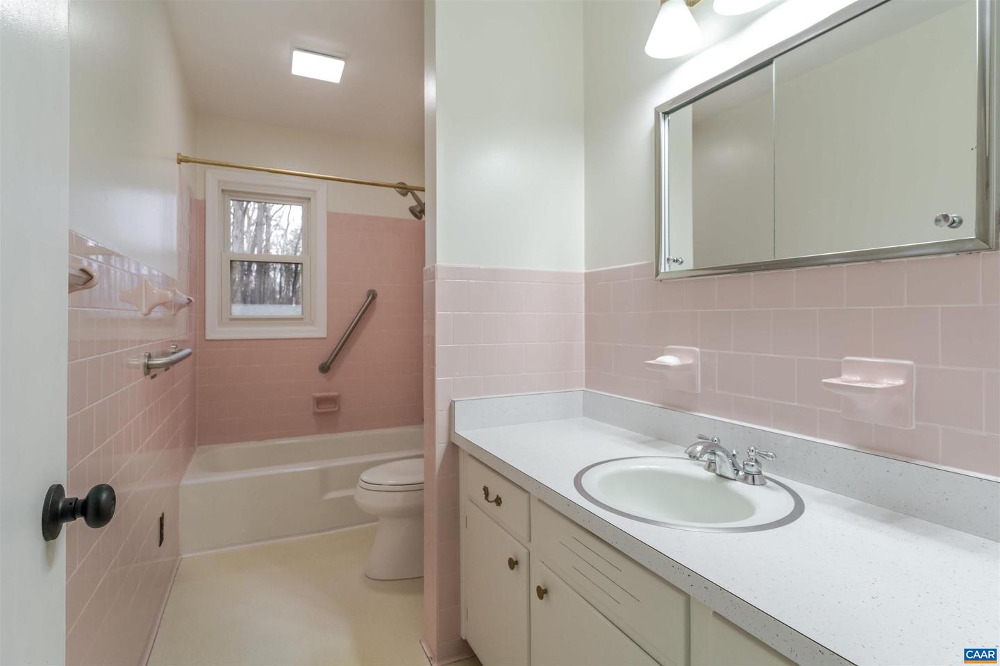 101 NOTTINGHAM RD, LOUISA, Virginia 23093, 3 Bedrooms Bedrooms, ,2 BathroomsBathrooms,Residential,For sale,101 NOTTINGHAM RD,673982 MLS # 673982