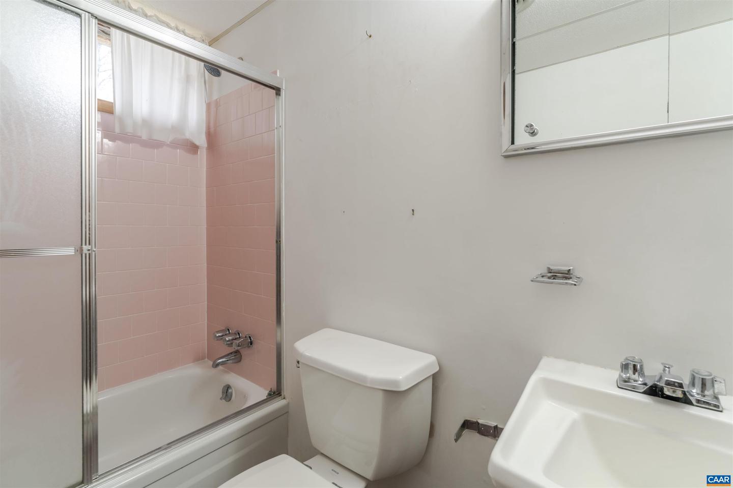 101 NOTTINGHAM RD, LOUISA, Virginia 23093, 3 Bedrooms Bedrooms, ,2 BathroomsBathrooms,Residential,For sale,101 NOTTINGHAM RD,673982 MLS # 673982