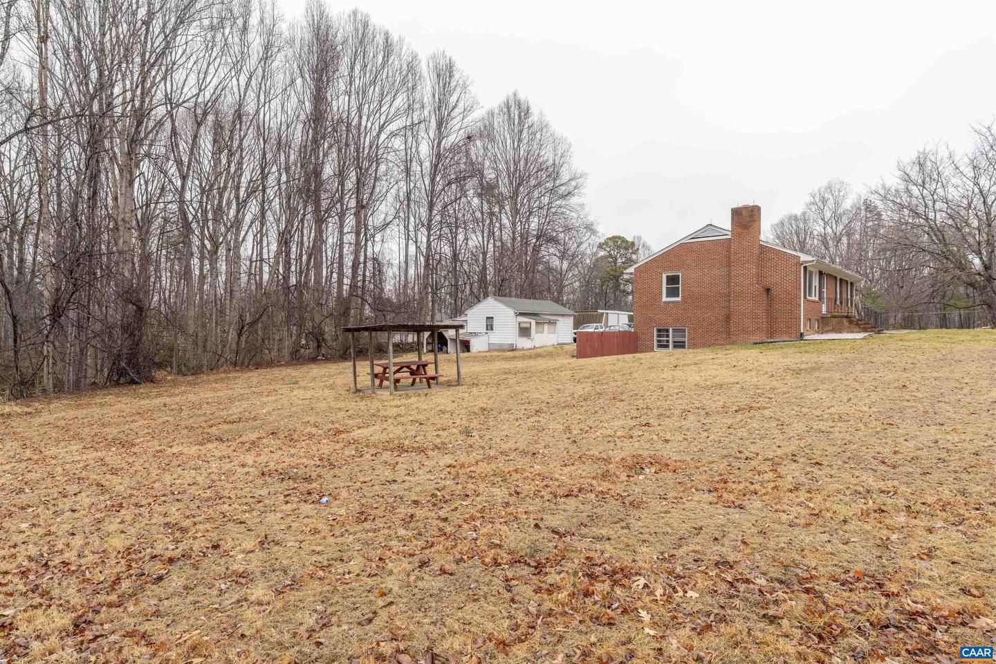 101 NOTTINGHAM RD, LOUISA, Virginia 23093, 3 Bedrooms Bedrooms, ,2 BathroomsBathrooms,Residential,For sale,101 NOTTINGHAM RD,673982 MLS # 673982