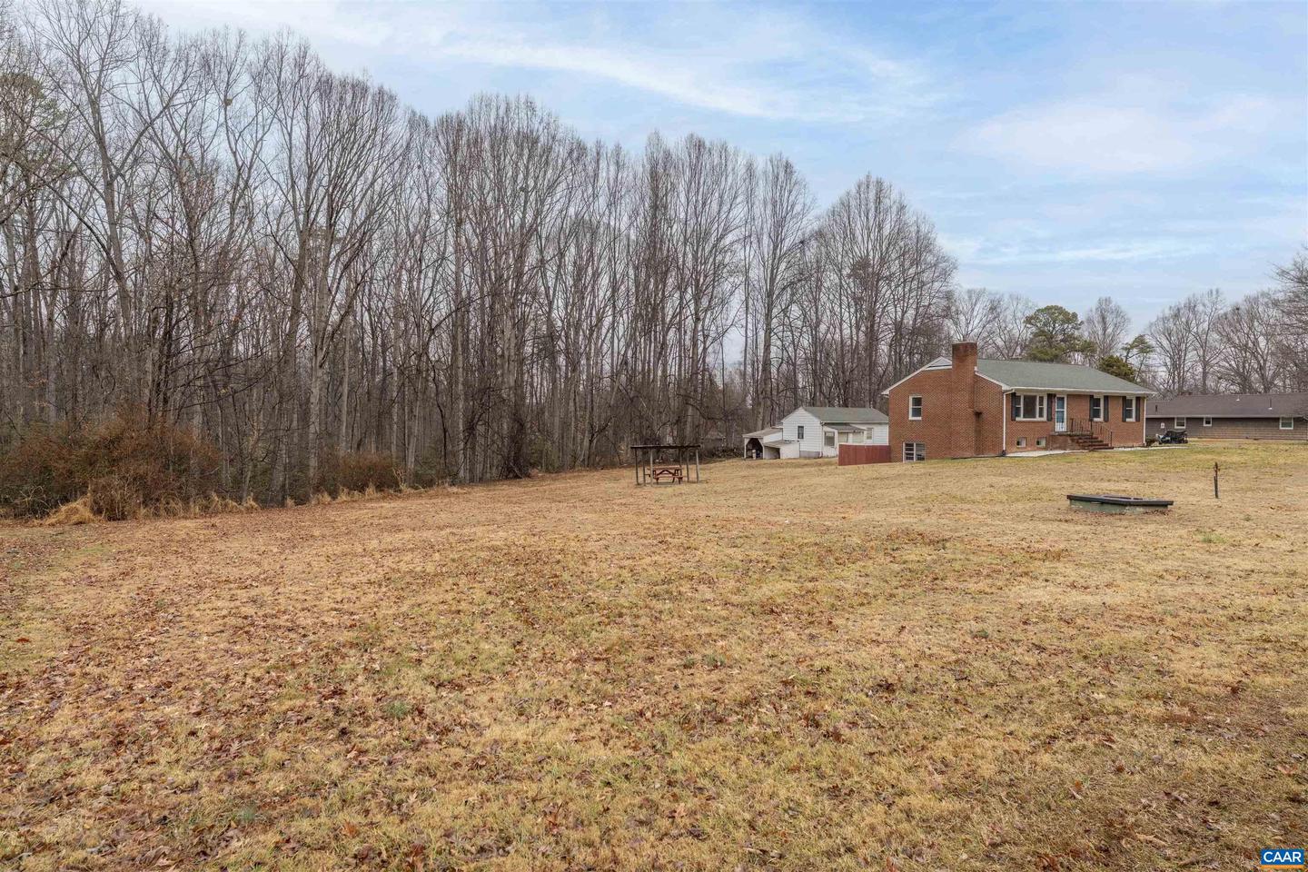 101 NOTTINGHAM RD, LOUISA, Virginia 23093, 3 Bedrooms Bedrooms, ,2 BathroomsBathrooms,Residential,For sale,101 NOTTINGHAM RD,673982 MLS # 673982