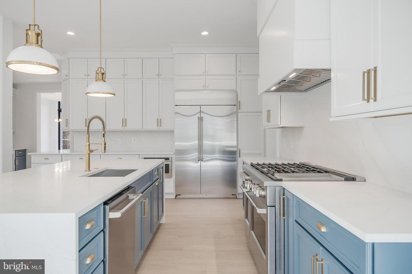 731 ELLSWORTH AVE, GREAT FALLS, Virginia 22066, 4 Bedrooms Bedrooms, ,6 BathroomsBathrooms,Residential,For sale,731 ELLSWORTH AVE,VAFX2294244 MLS # VAFX2294244