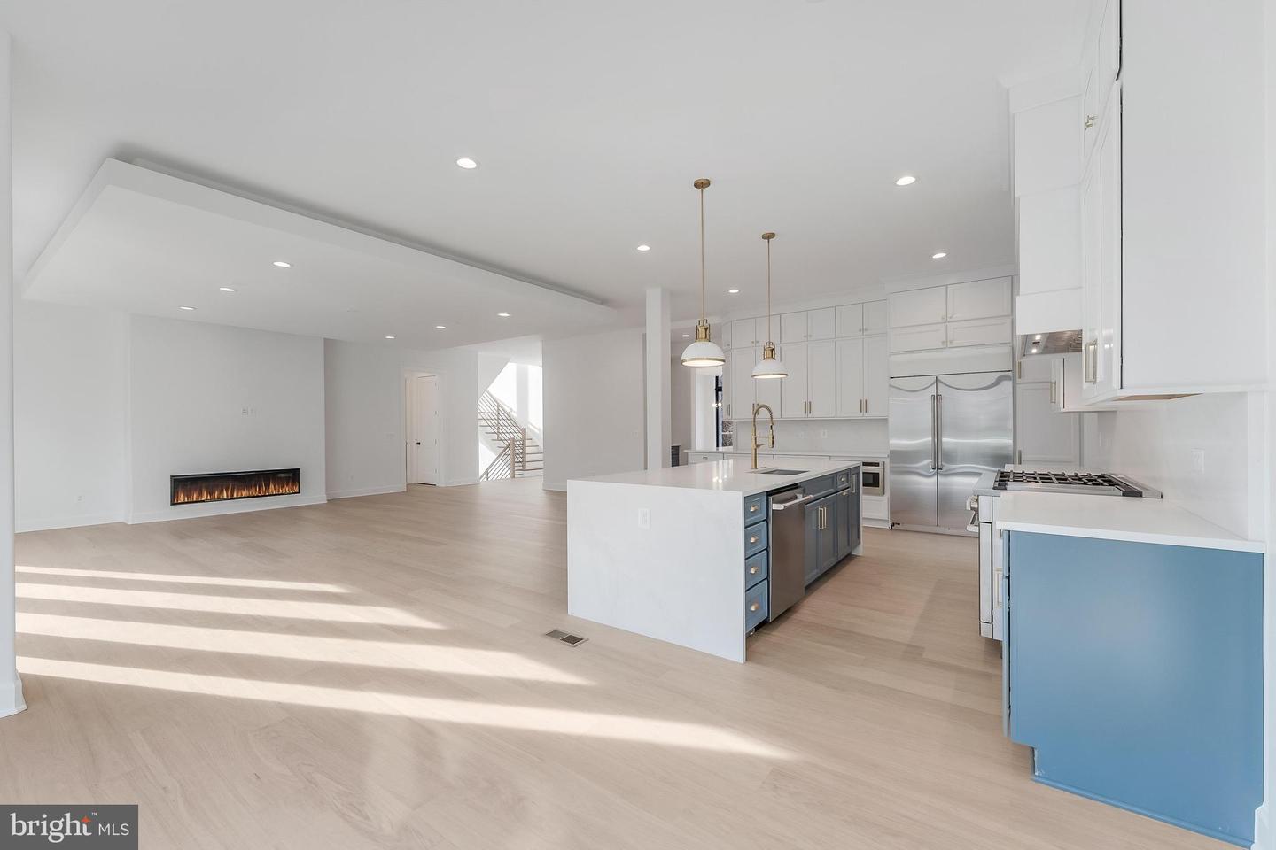 731 ELLSWORTH AVE, GREAT FALLS, Virginia 22066, 4 Bedrooms Bedrooms, ,6 BathroomsBathrooms,Residential,For sale,731 ELLSWORTH AVE,VAFX2294244 MLS # VAFX2294244