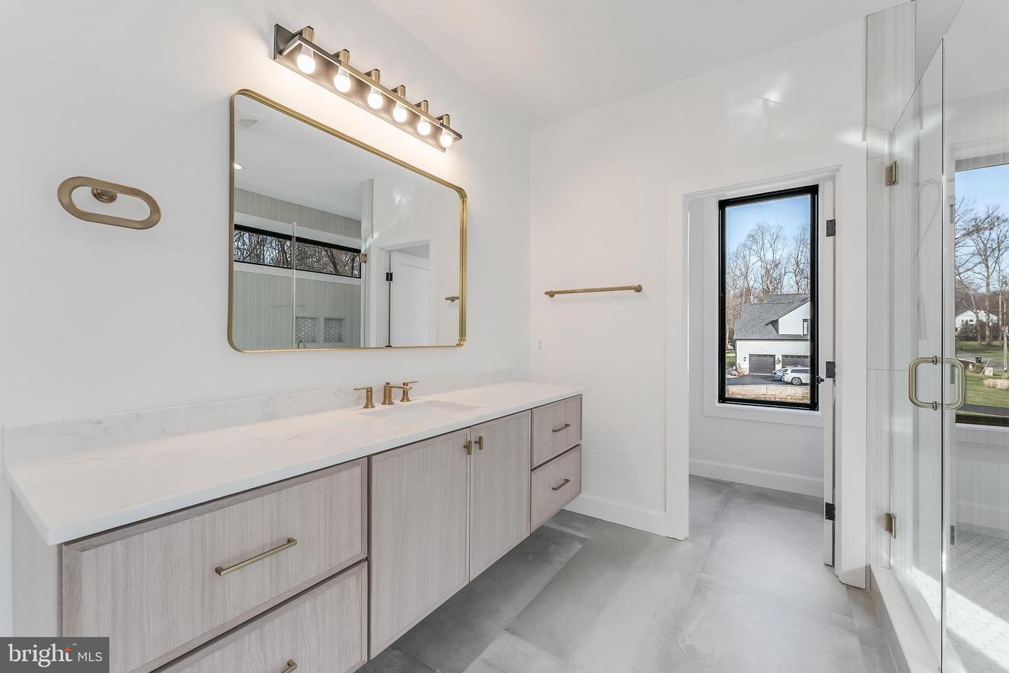 731 ELLSWORTH AVE, GREAT FALLS, Virginia 22066, 4 Bedrooms Bedrooms, ,6 BathroomsBathrooms,Residential,For sale,731 ELLSWORTH AVE,VAFX2294244 MLS # VAFX2294244