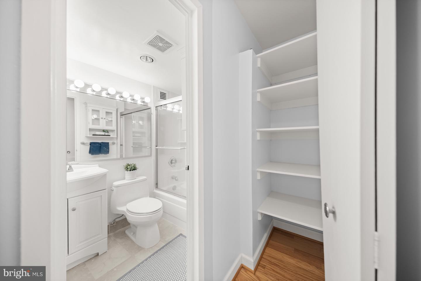 1260 21ST ST NW #107, WASHINGTON, District Of Columbia 20036, 1 Bedroom Bedrooms, ,1 BathroomBathrooms,Residential,For sale,1260 21ST ST NW #107,DCDC2249078 MLS # DCDC2249078