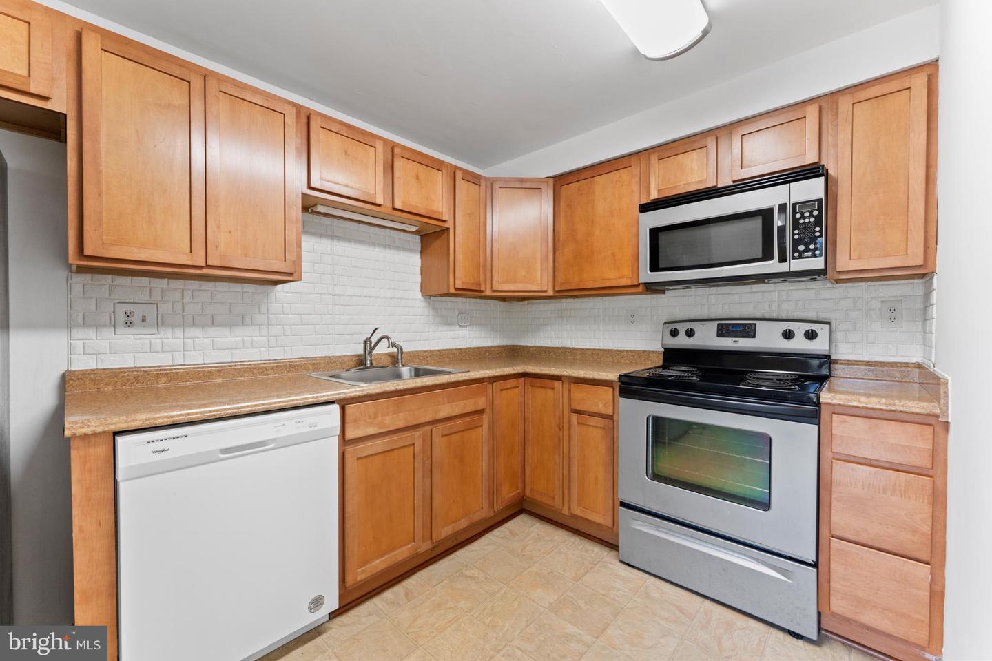 9441 INAUGURAL DR, KING GEORGE, Virginia 22485, 3 Bedrooms Bedrooms, ,1 BathroomBathrooms,Residential,For sale,9441 INAUGURAL DR,VAKG2007710 MLS # VAKG2007710