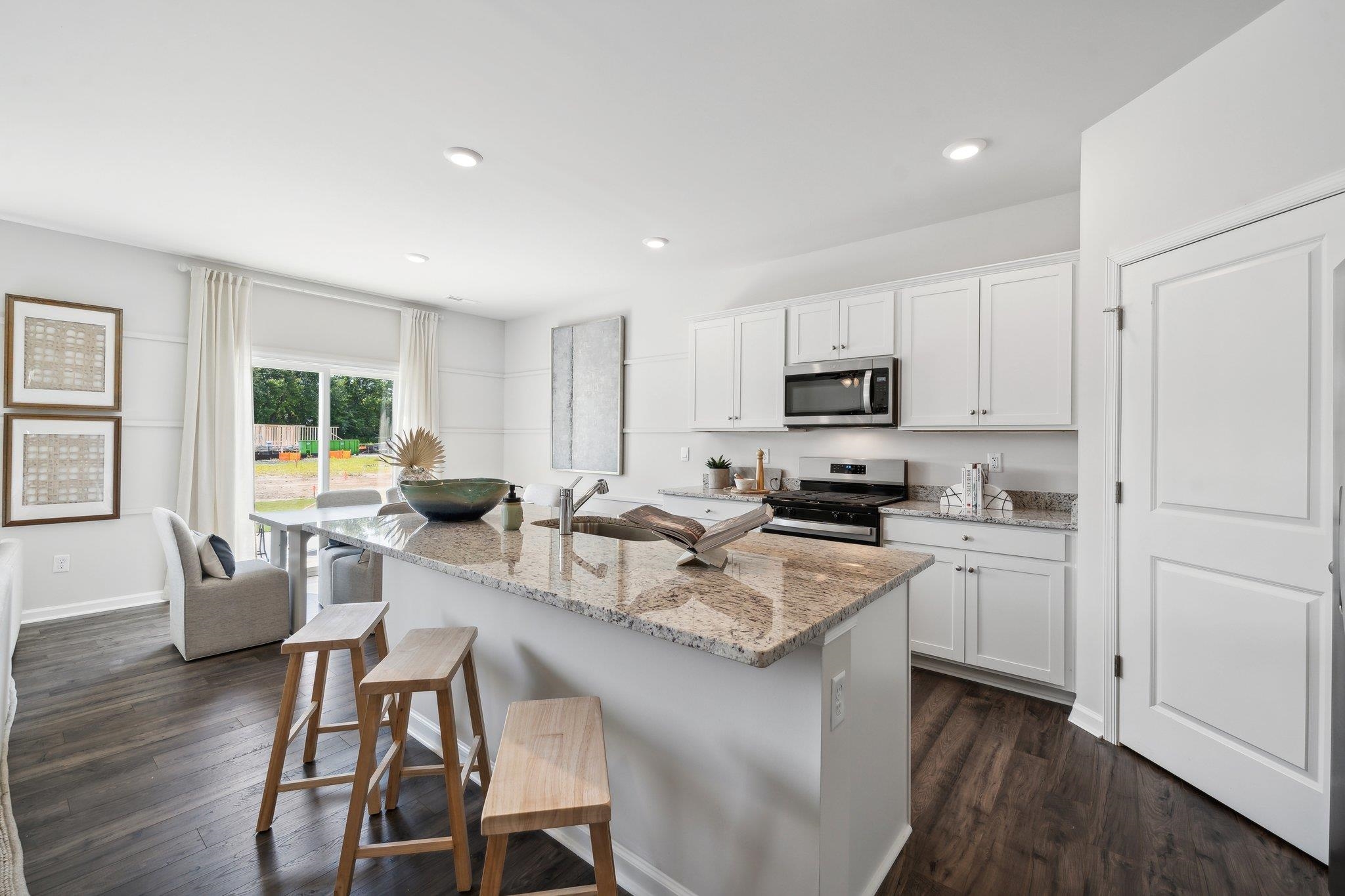 561 SUMMERCREST AVE, WAYNESBORO, Virginia 22980, 5 Bedrooms Bedrooms, ,3 BathroomsBathrooms,Residential,561 SUMMERCREST AVE,674025 MLS # 674025