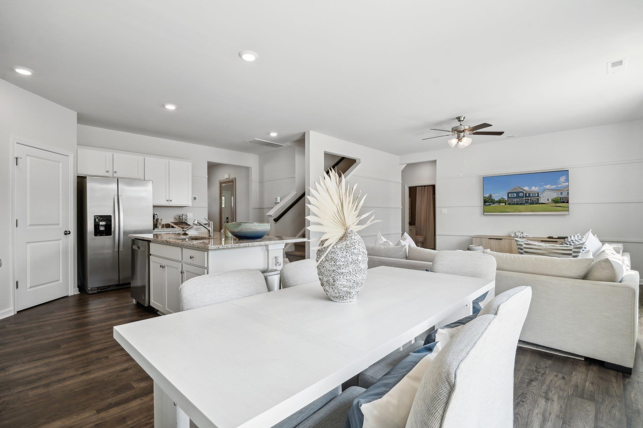 561 SUMMERCREST AVE, WAYNESBORO, Virginia 22980, 5 Bedrooms Bedrooms, ,3 BathroomsBathrooms,Residential,561 SUMMERCREST AVE,674025 MLS # 674025