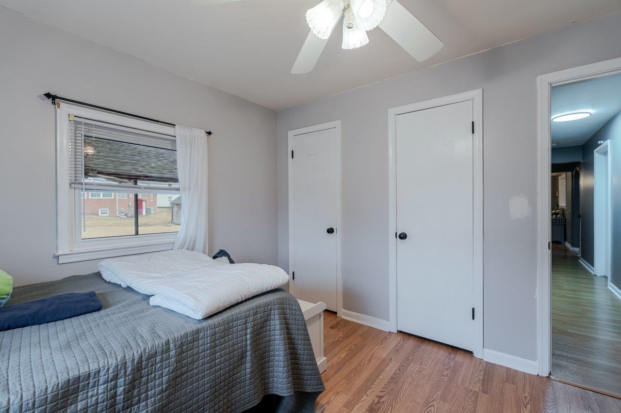 114 CLARKE AVE, ELKTON, Virginia 22827, 3 Bedrooms Bedrooms, ,2 BathroomsBathrooms,Residential,114 CLARKE AVE,674026 MLS # 674026